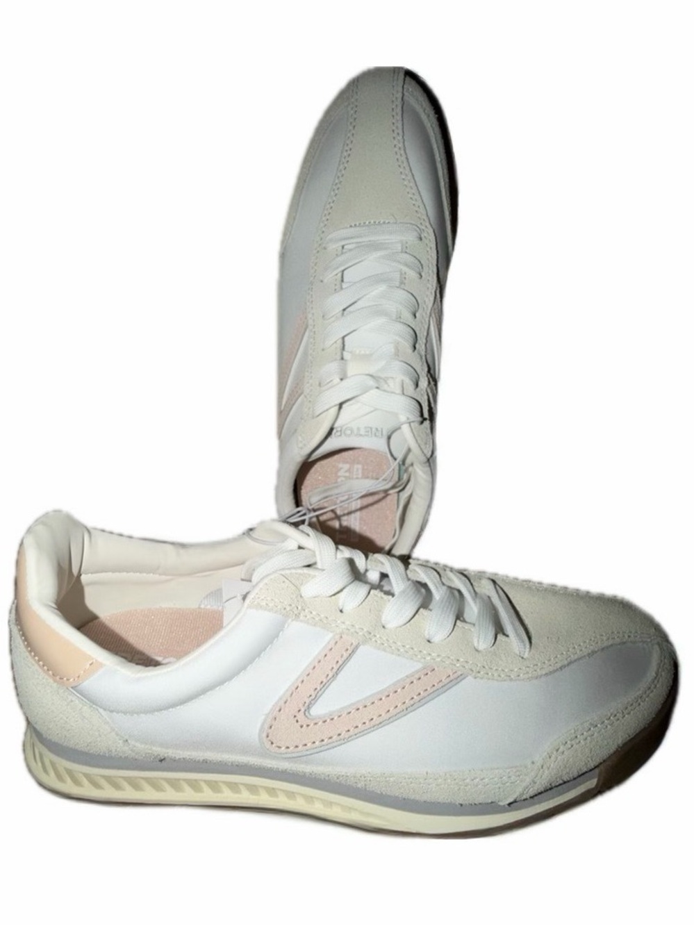 Tretorn Hailey Women's White and Light Pink Sneakers shoes size 8